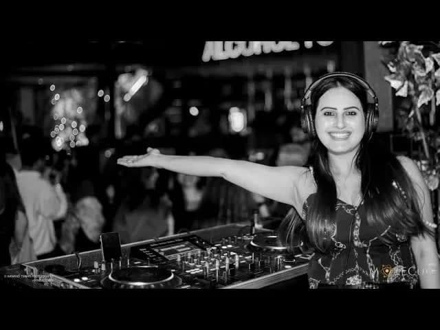 Valentine's Night at Molecule Agra